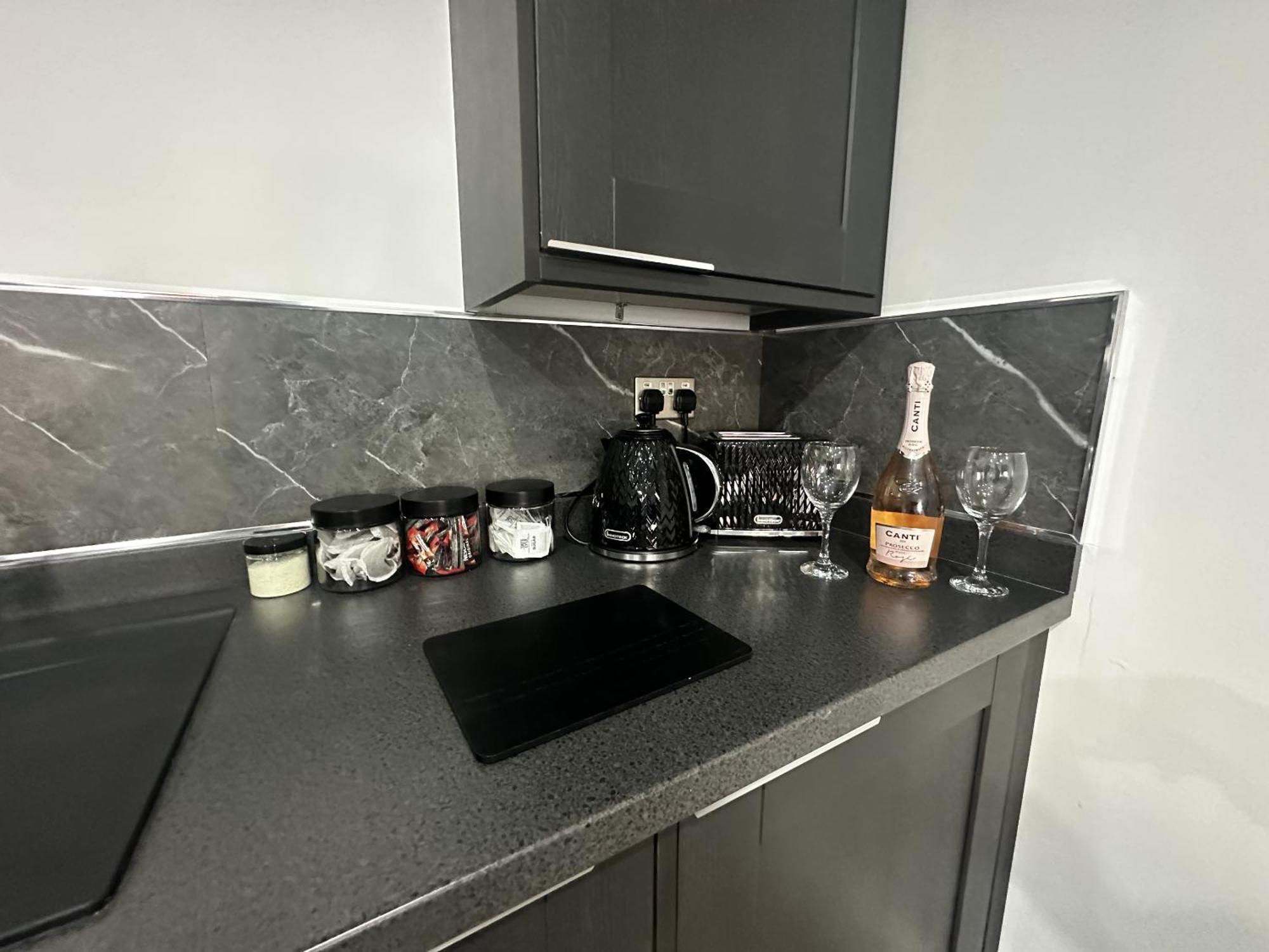 New Osborne Luxury Hottub And Jacuzzi Suites Blackpool Ruang foto